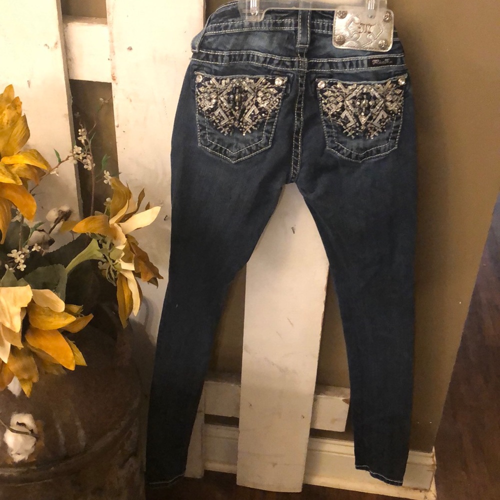 Miss Me mid rise ankle jeans. Size 24 - Picture 4 of 4